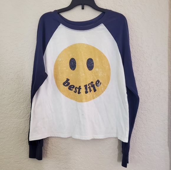Zoe + Liv Tops - ❤️Host Pick❤️Long Sleeve Top Size L